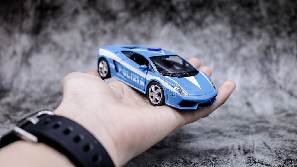 MÔ HÌNH XE LAMBORGHINI GALLARDO LP560-4 POLICE 1:36 WELLY 4811