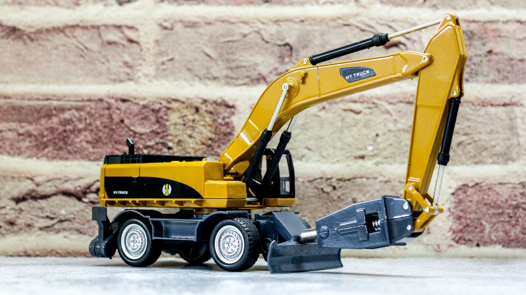  Mô hình xe máy nghiền đa chức năng 1:50 hytruck 7611 