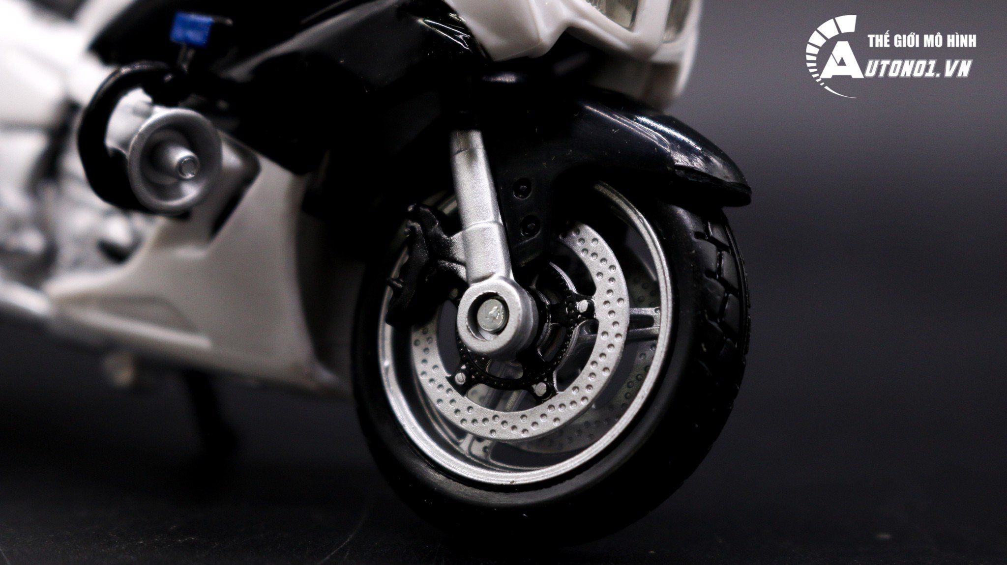  XE MÔ HÌNH MAISTO YAMAHA FJR1300 VERSION POLICE BLACK 1:18 2203 