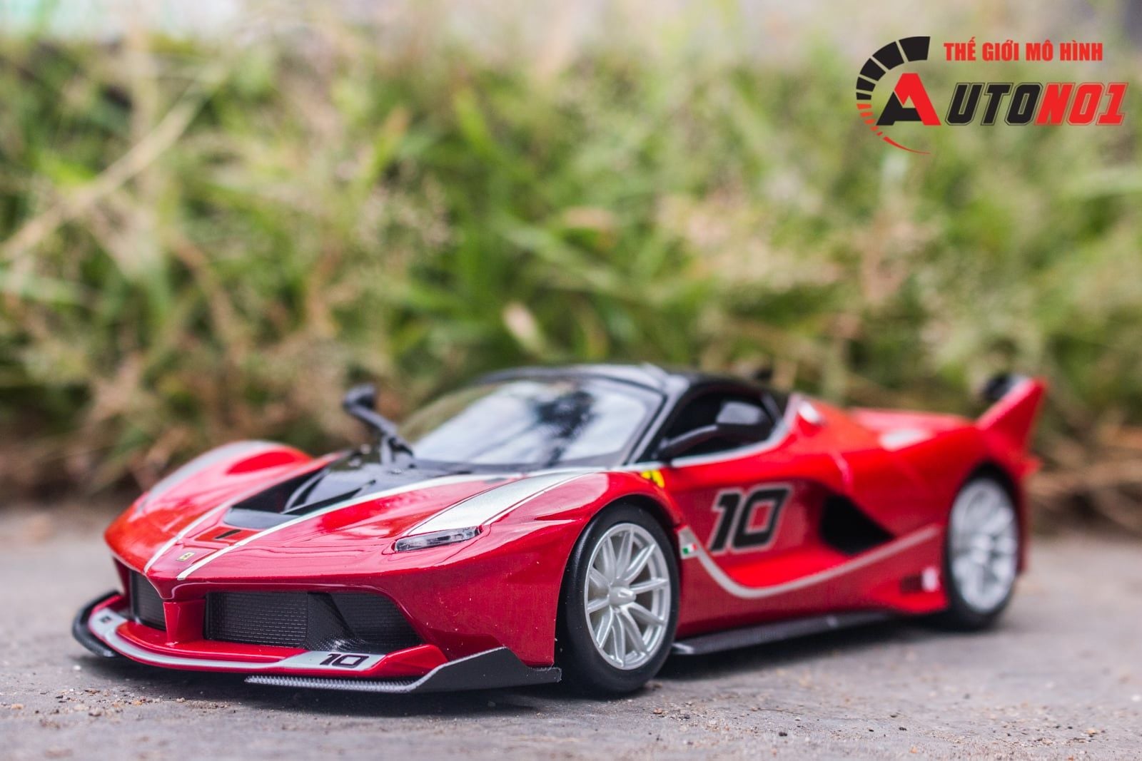 Mô hình xe Ferrari FXX K racing No.10 Rosso red không full kính tỉ lệ 1:24 Bburago 18-26301 OT24057 