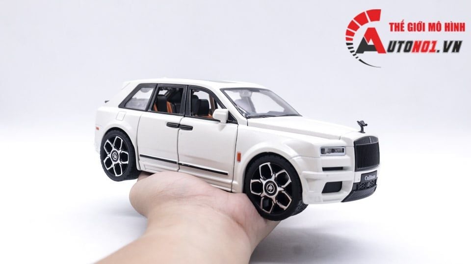  Mô hình xe Rolls Royce Cullinan độ Mansory tỉ lệ 1:20 XLG 8112 