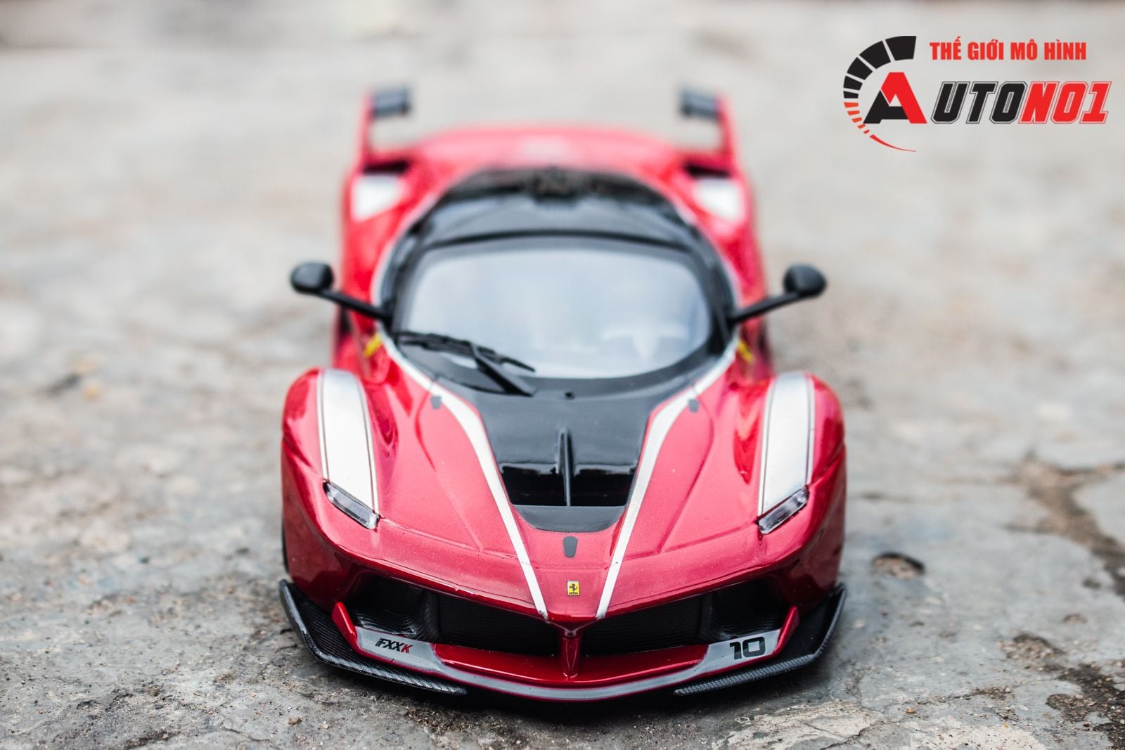  Mô hình xe Ferrari FXX K racing No.10 Rosso red không full kính tỉ lệ 1:24 Bburago 18-26301 OT24057 