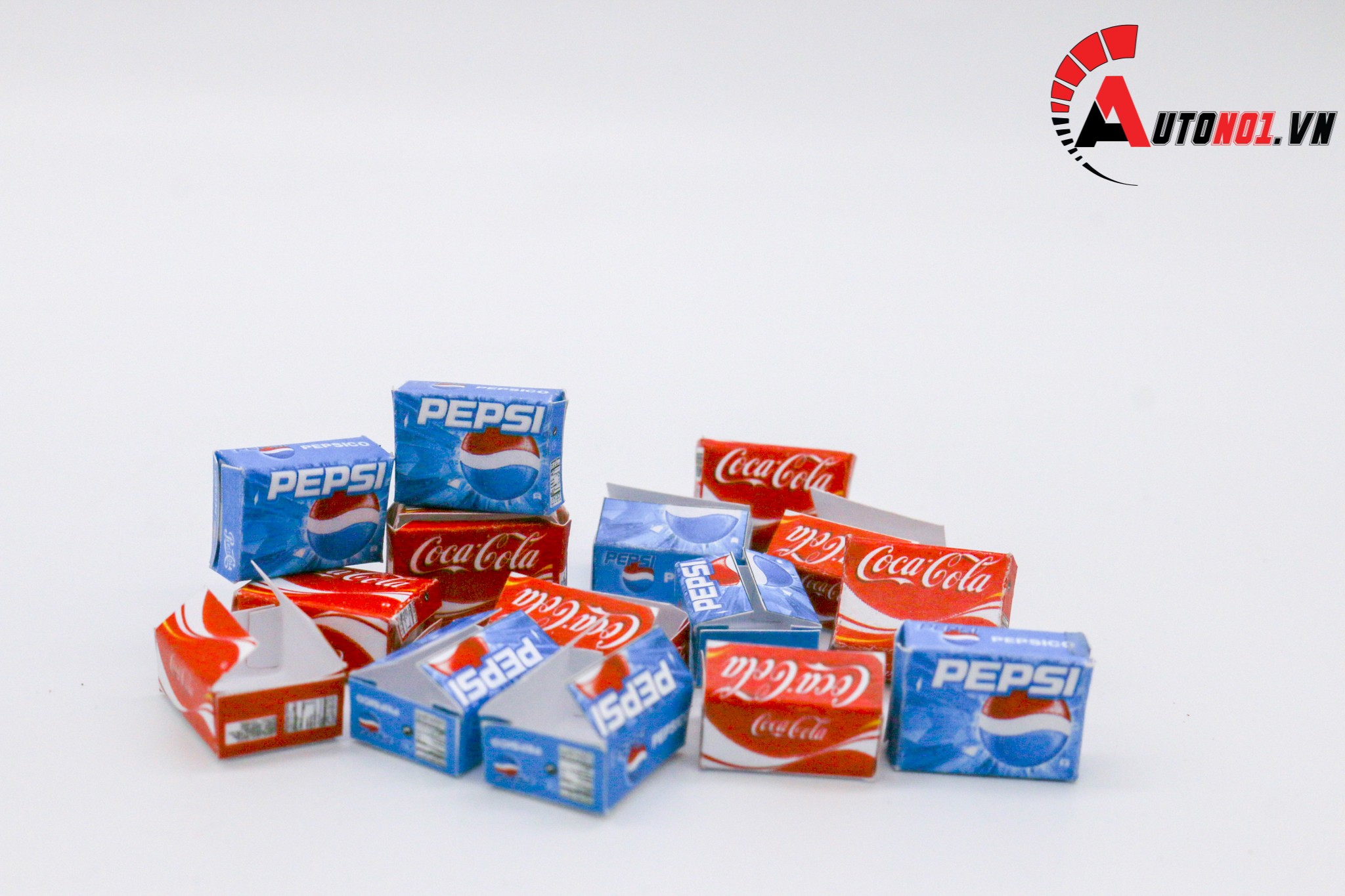  MÔ HÌNH THÙNG PEPSI - COCA COLA KÍCH THƯỚC 2cm x 1.5cm x 0.8cm PK038 