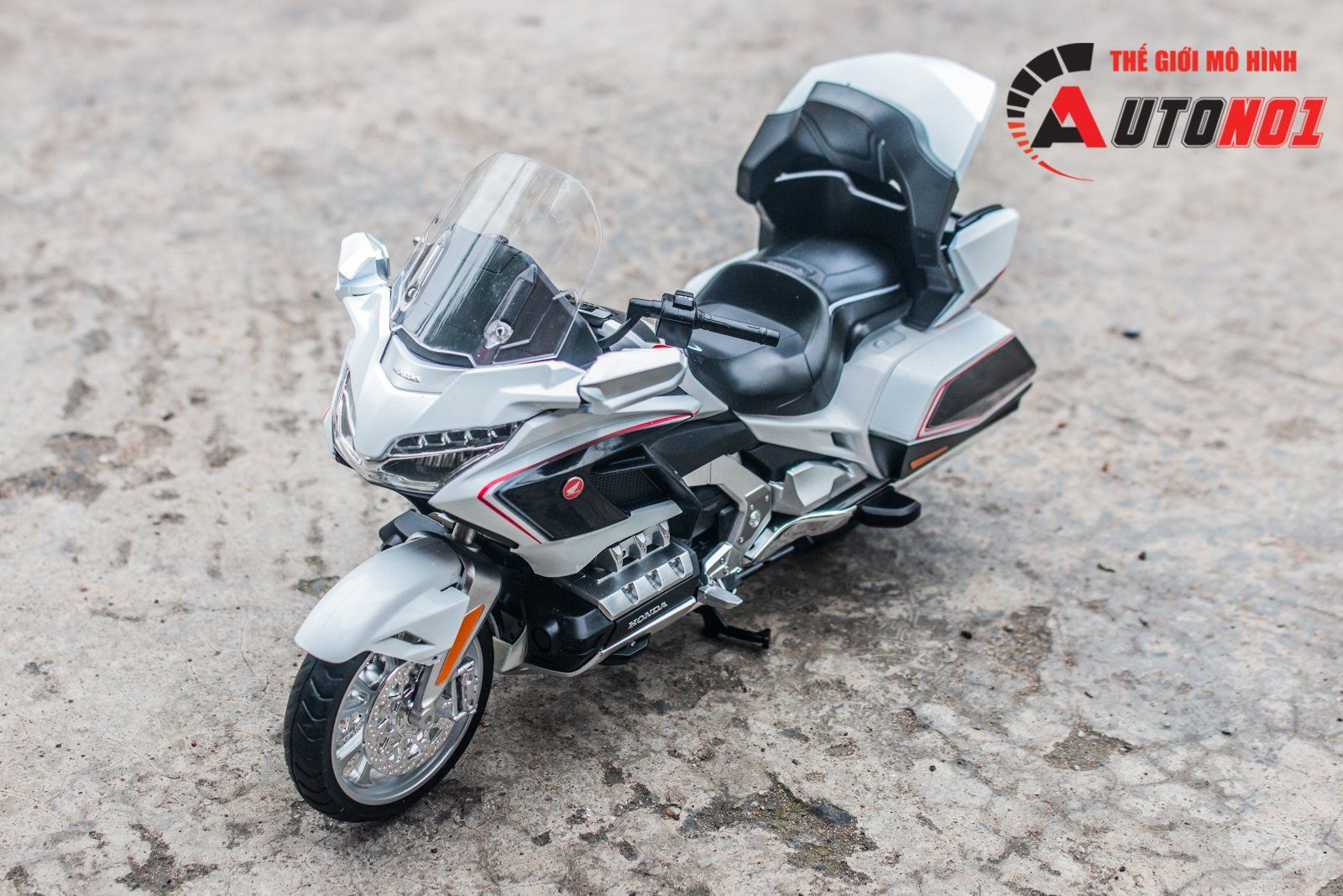  Mô hình xe Honda Goldwing GL800 2021 có đèn - âm thanh tỉ lệ 1:12 Alloy Model MT12012 