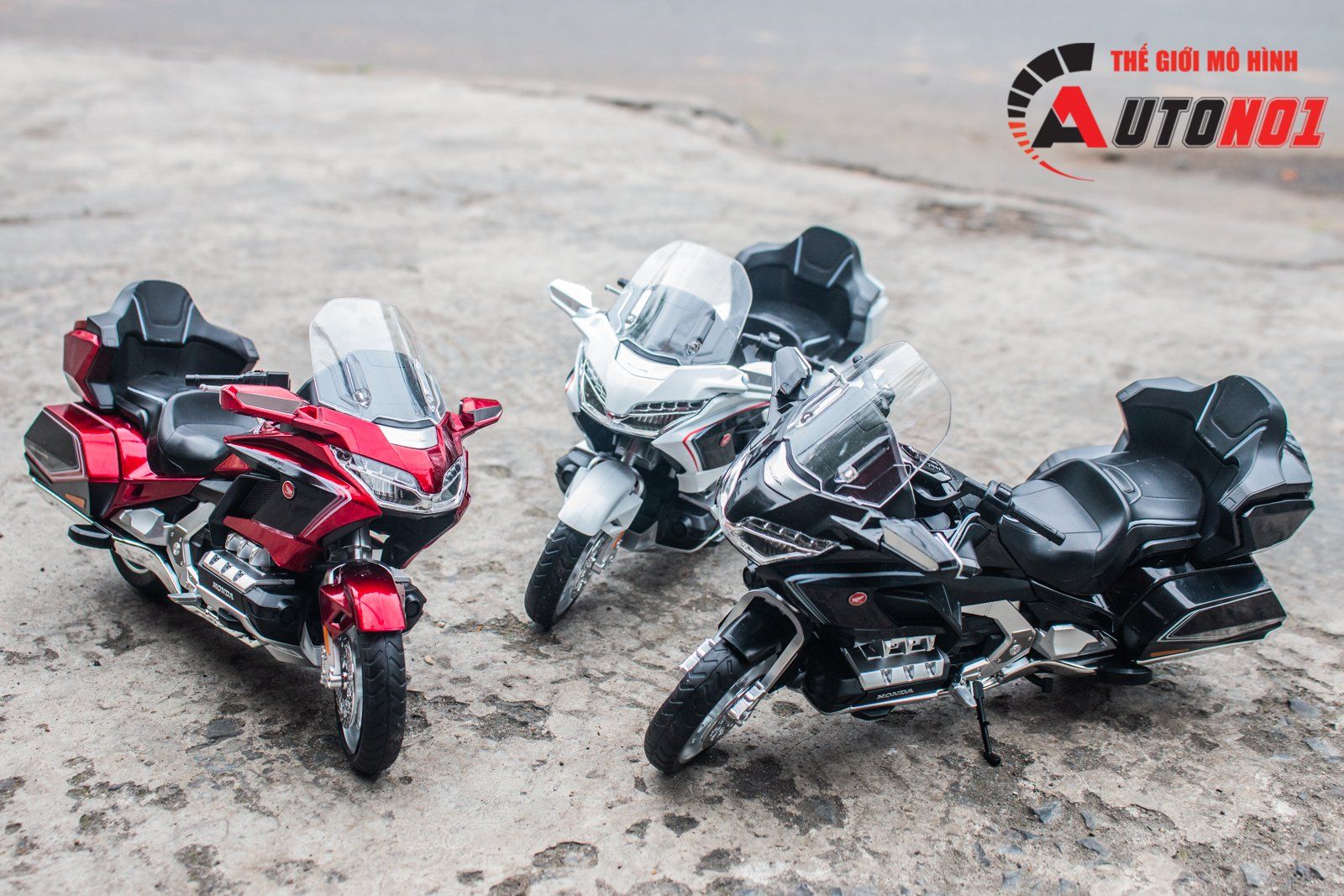  Mô hình xe Honda Goldwing GL800 2021 có đèn - âm thanh tỉ lệ 1:12 Alloy Model MT12012 