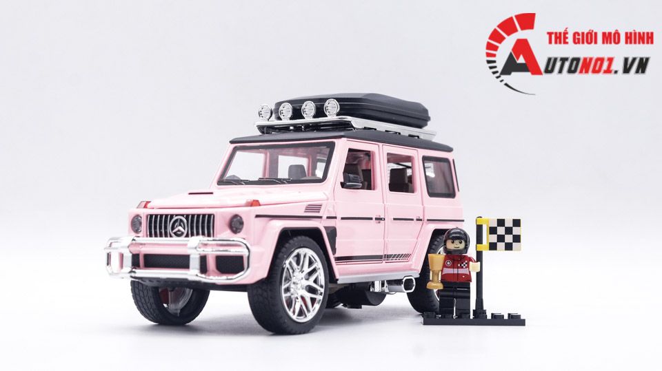  Mô hình xe Mercedes-Benz G-class G63 có hộp camping trên mui, figure, phun khói, đánh lái được full open tỉ lệ 1:24 Alloy Models 8108 