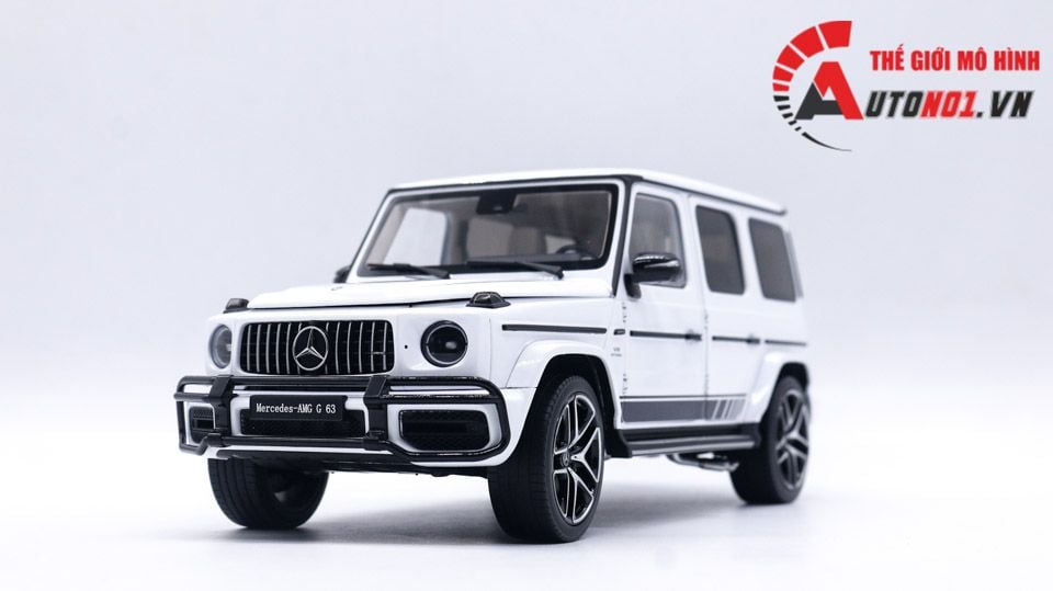  Xe mô hình cao cấp Mercedes-Benz Amg G63 full open tỉ lệ 1:18 Almost Real 8100 