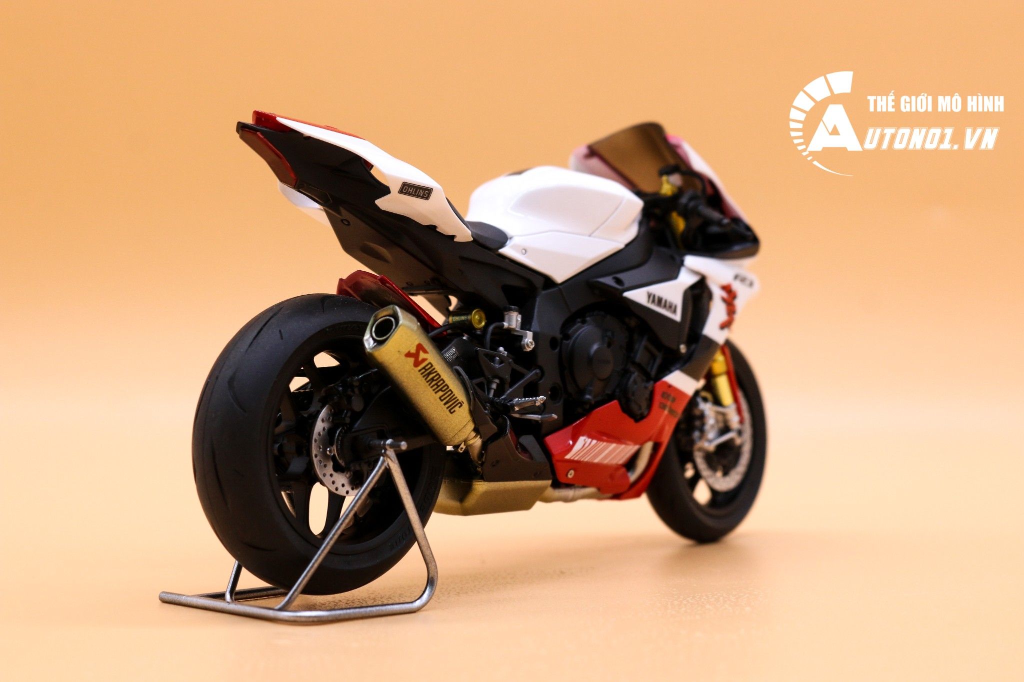  Mô hình xe Yamaha Yzf R1m Anniversary 1:12 Tamiya D032 