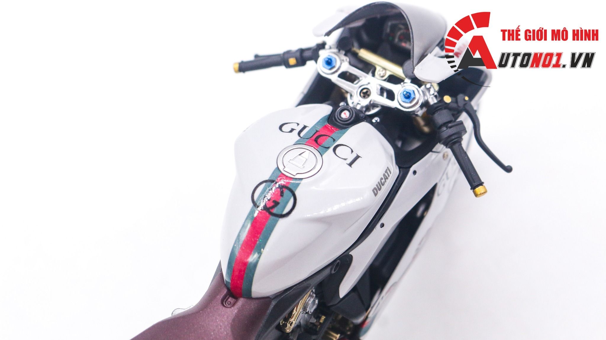  Mô hình xe cao cấp Ducati 1199 Panigale Gucci Nồi Khô 1:12 Tamiya D227H 