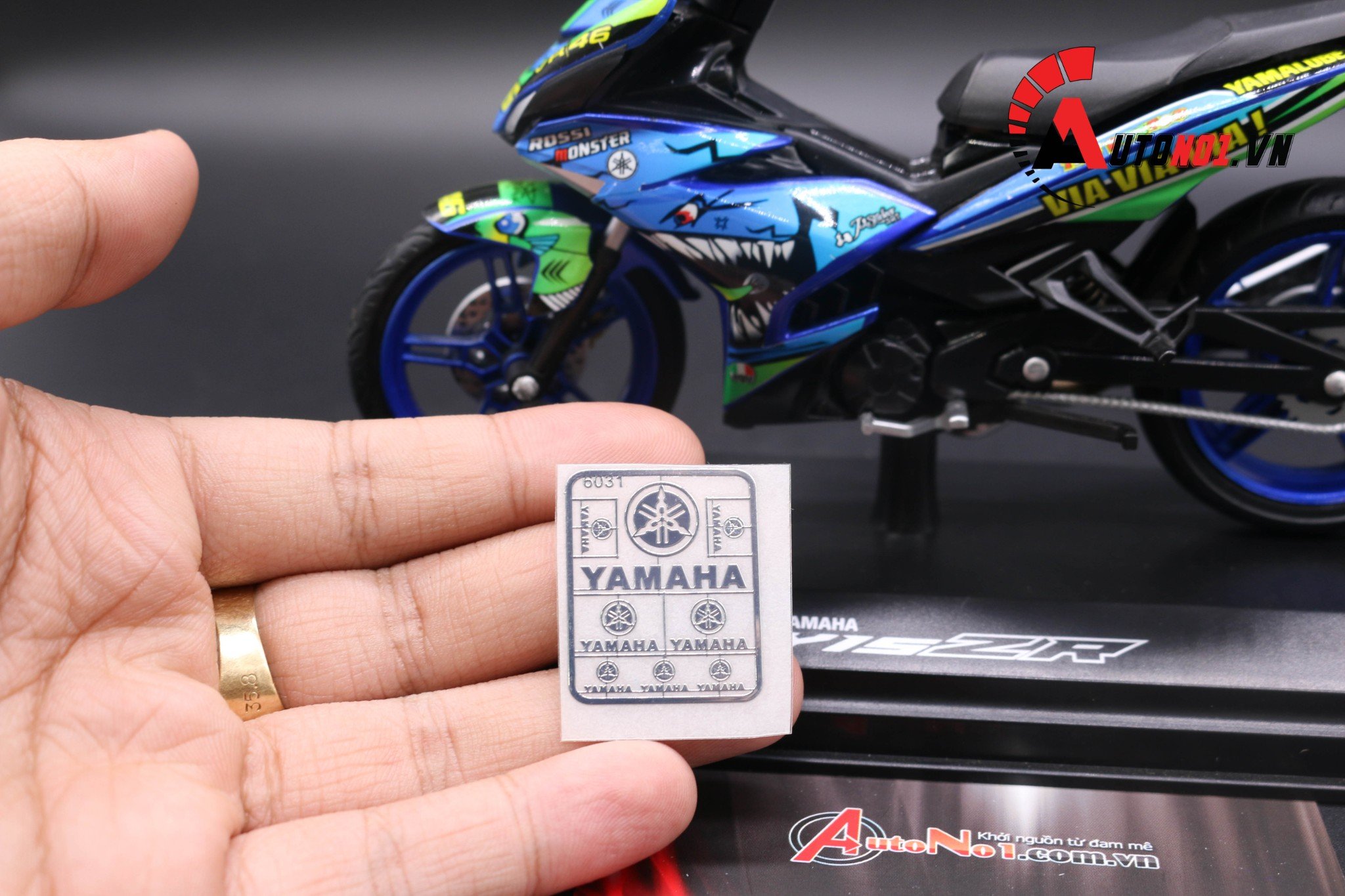 DECAL KIM LOẠI YAMAHA 6031 DC001