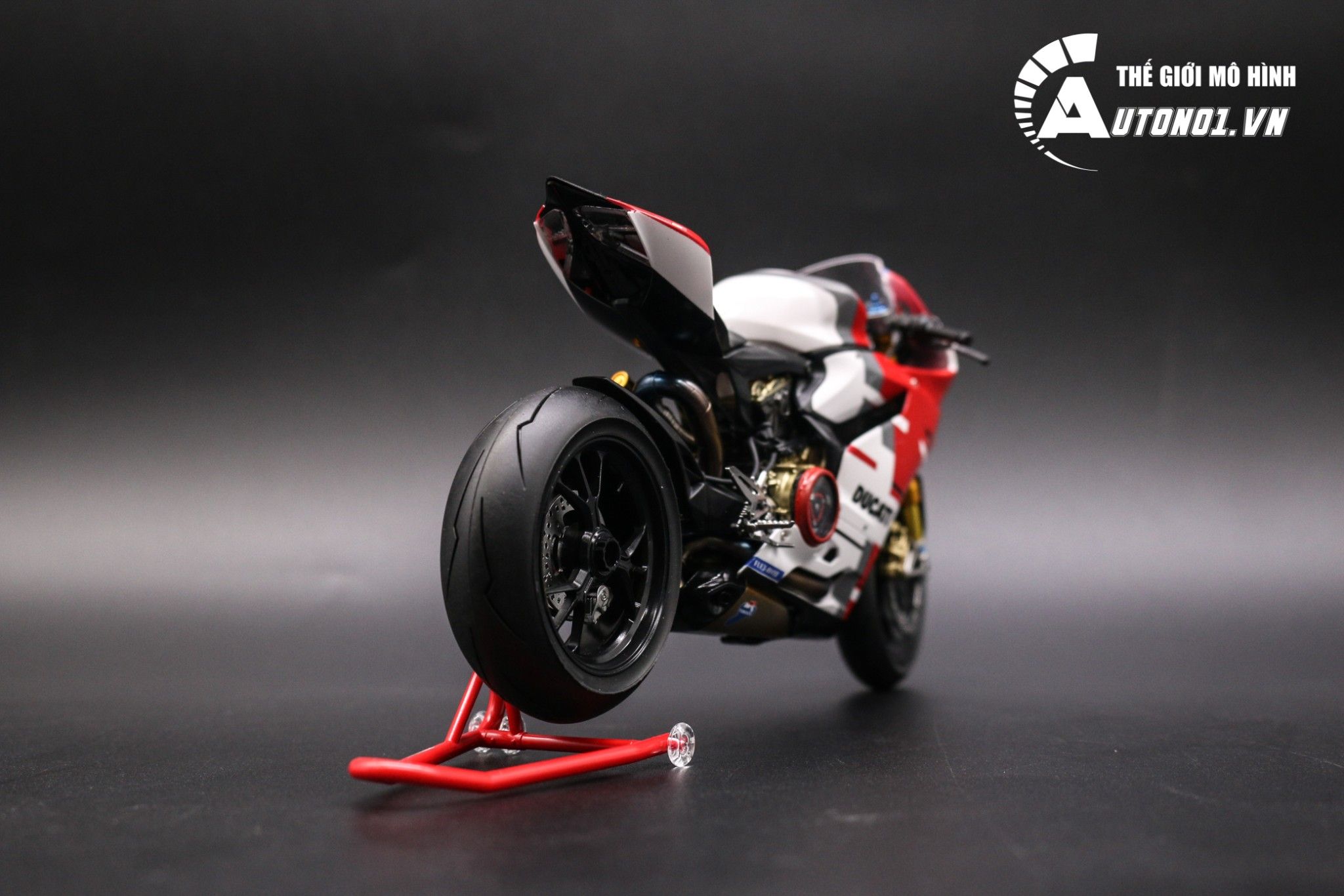  Mô hình xe cao cấp Ducati 1199 Corse Custom 1:12 Tamiya D095 