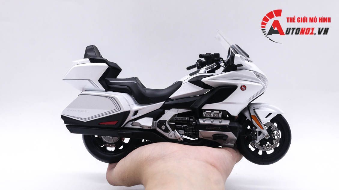  Mô hình xe Honda GL1800 Goldwing tour 1:12 LCD Models 8080 