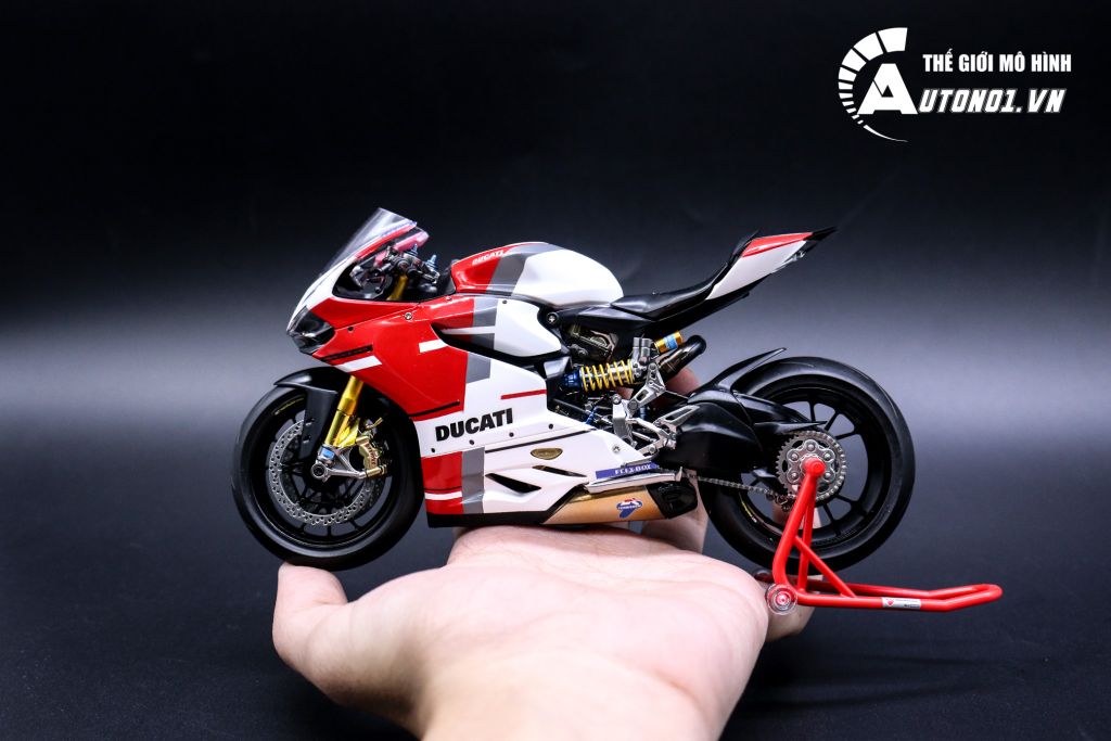 MÔ HÌNH DUCATI V4S CORSE CUSTOM 1:12 TAMIYA D095