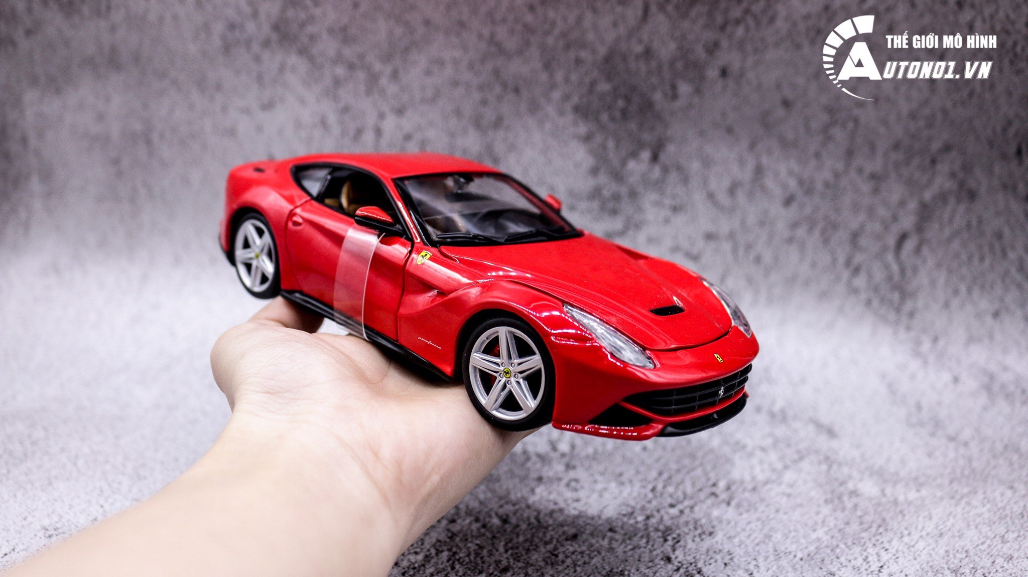 MÔ HÌNH FERRARI F12 BERLINETTA RED 1:24 BBURAGO 1307