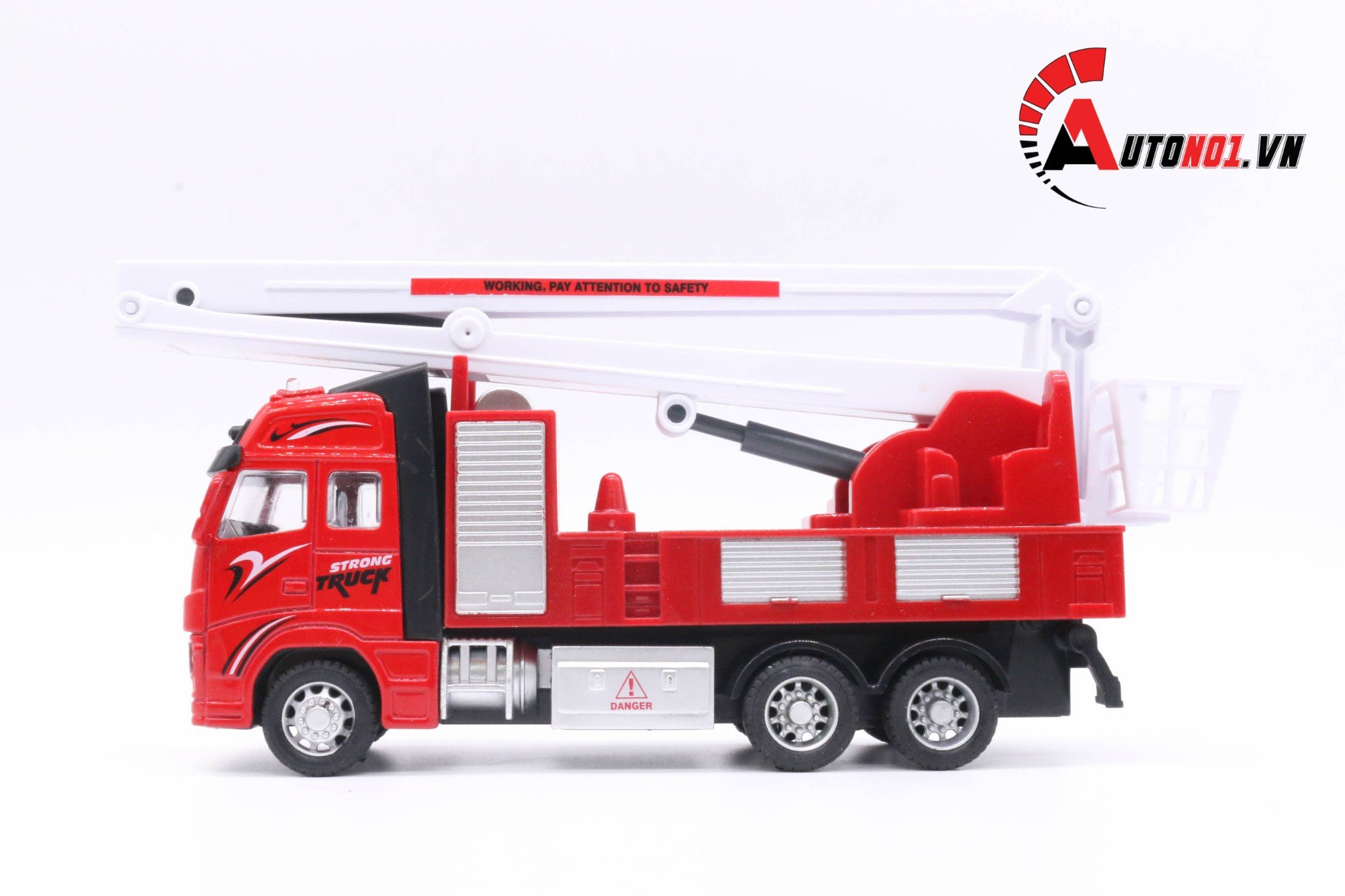 MÔ HÌNH XE TẢI CẨU TRỤC RED 1:32 ALLOY 6102