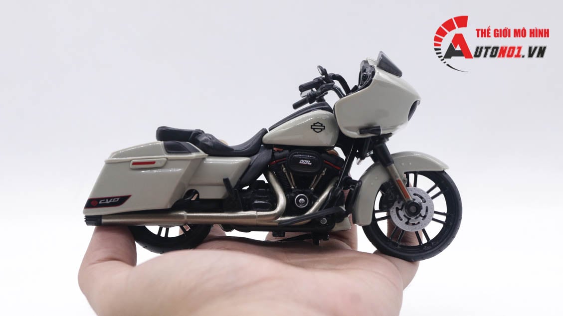  Mô hình xe Harley Davidson 2018 cvo road glide white 1:18 Maisto 7373K 