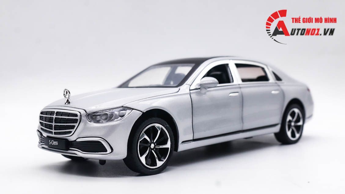 Nội thất MercedesBenz EClass thế hệ mới lộ diện 3 màn hình to sẵn  TikTok  Tuổi Trẻ Online