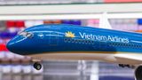  Mô hình máy bay Vietnam Airlines Dreamliner Boeing B787 47cm 1:130 có đèn led tự động theo tiếng vỗ tay hoặc chạm MB47002 