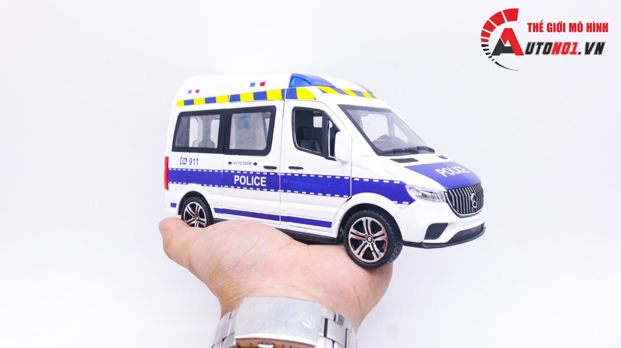  Mô hình xe chuyên dụng Mercedes Benz Sprinter tỉ lệ 1:24 Miniauto OT145 