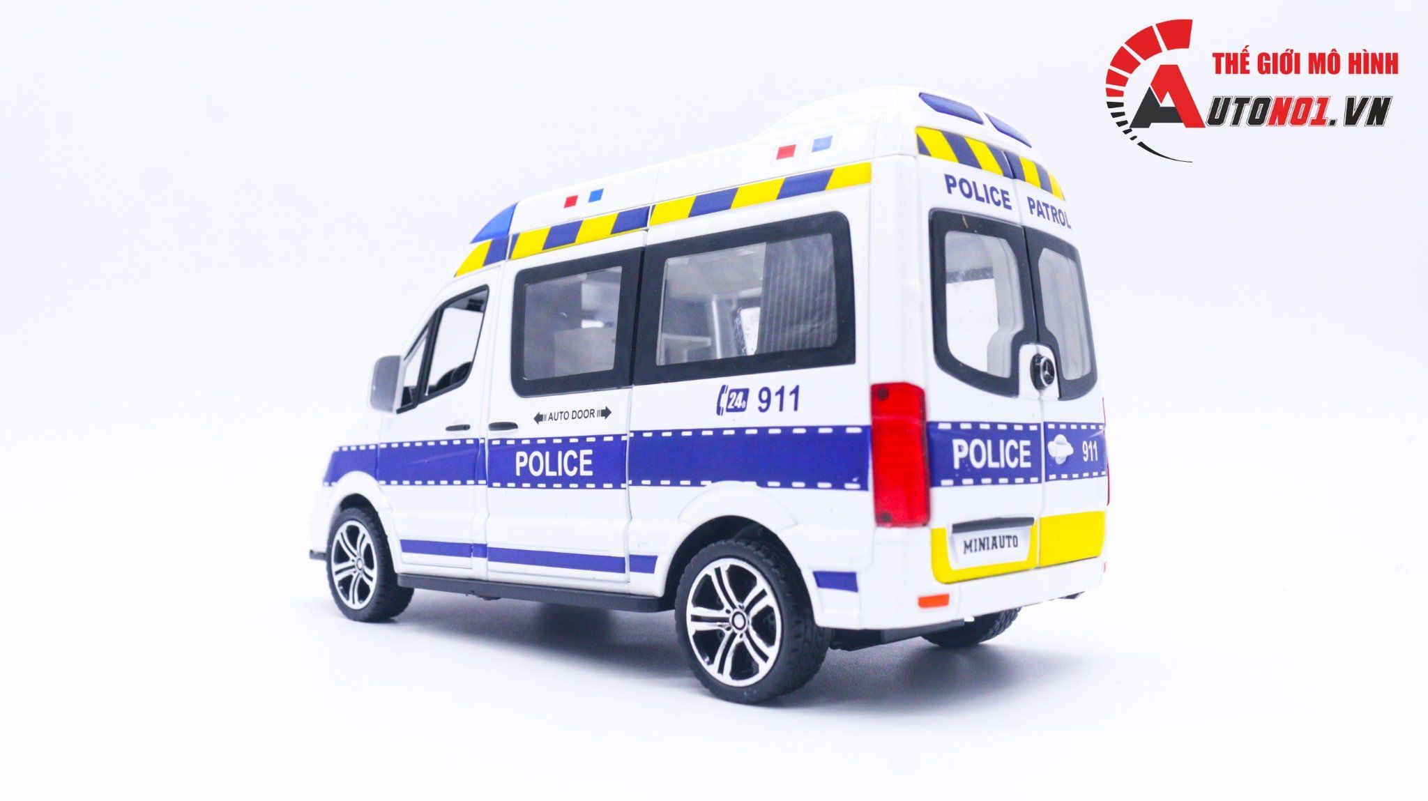  Mô hình xe chuyên dụng Mercedes Benz Sprinter tỉ lệ 1:24 Miniauto OT145 