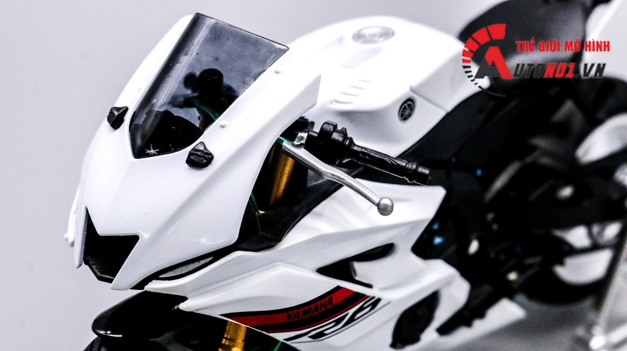  Mô hình xe độ Yamaha Yzf R6 2020 White Custom Pô Akrapovic 1:12 Autono1 Welly D207A 