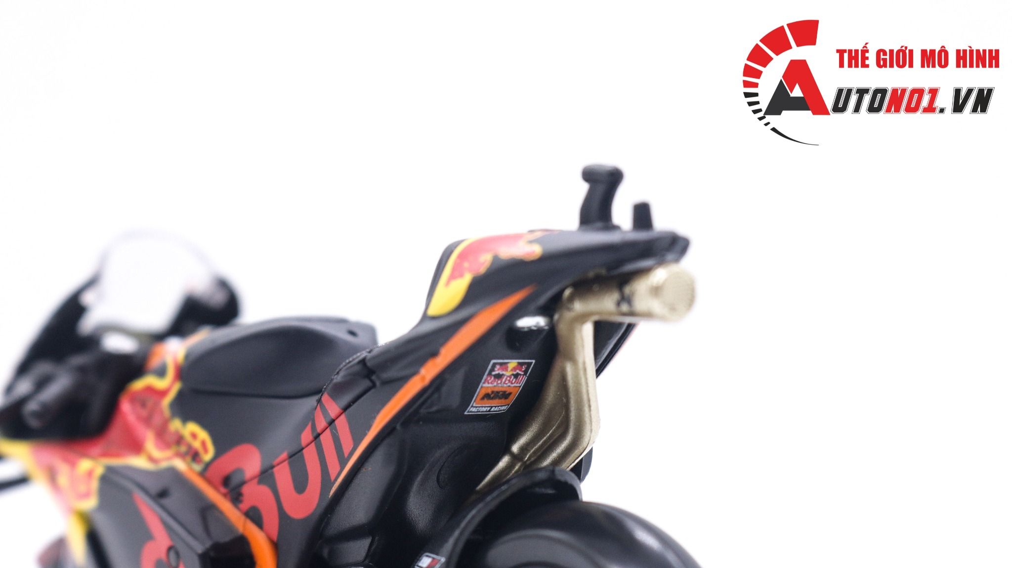  Mô hình xe mô tô GP KTM RC16 Factory Racing 2021 Redbull team tỉ lệ 1:18 Maisto 8123 