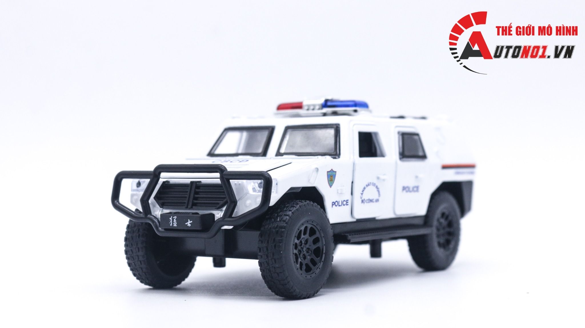 Mô hình xe ô tô độ CSCĐ địa hình full open tỉ lệ 1:32 Alloy Model OT171- White 
