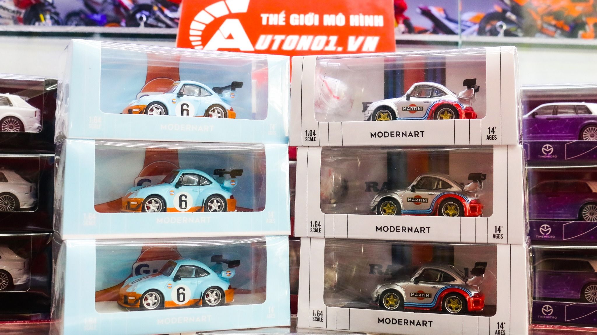  Mô hình xe BMW M4 Gulf, Pink Pig box camping tỉ lệ 1:64 Time micro 