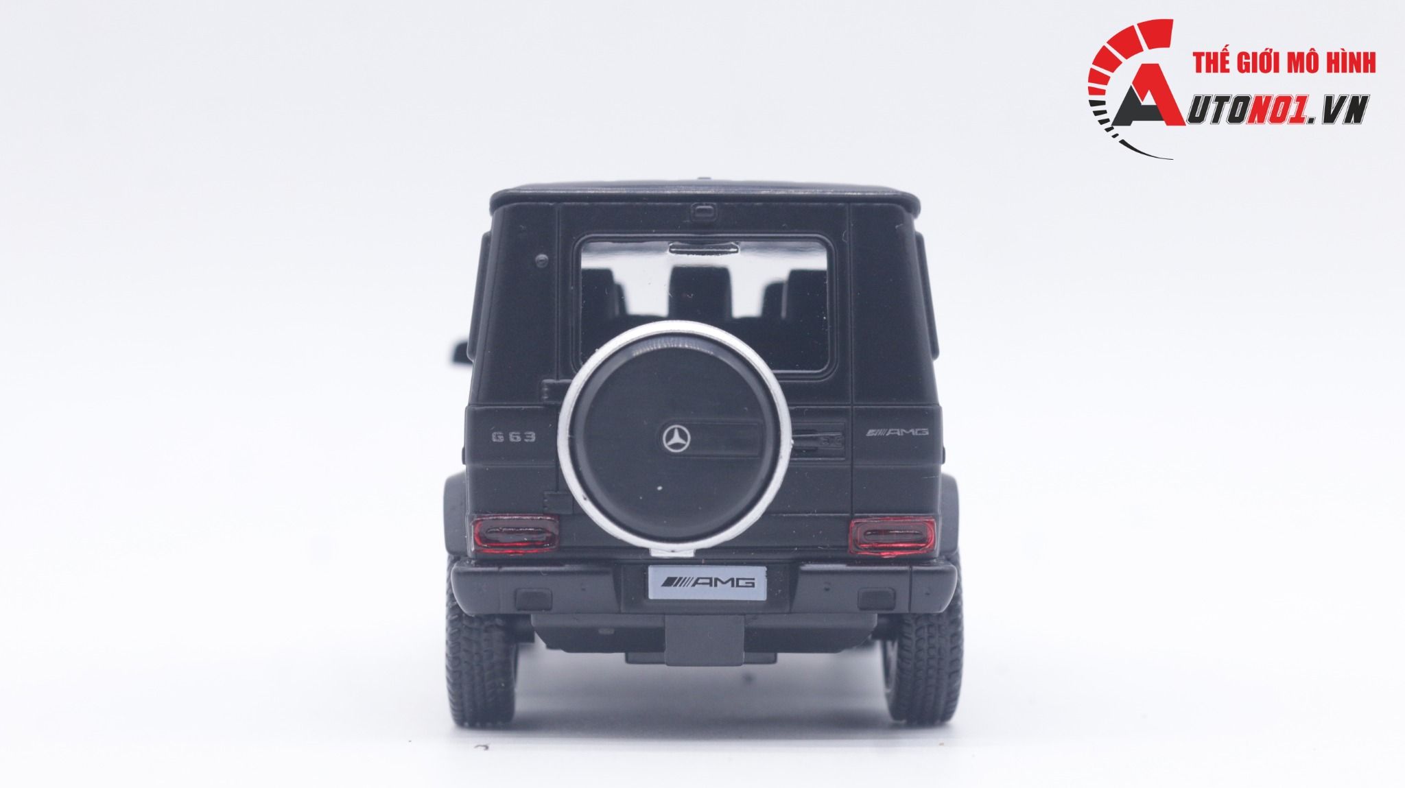  Mô hình Mercedes Benz G63 matt black tỉ lệ 1:36 Alloy OT159 