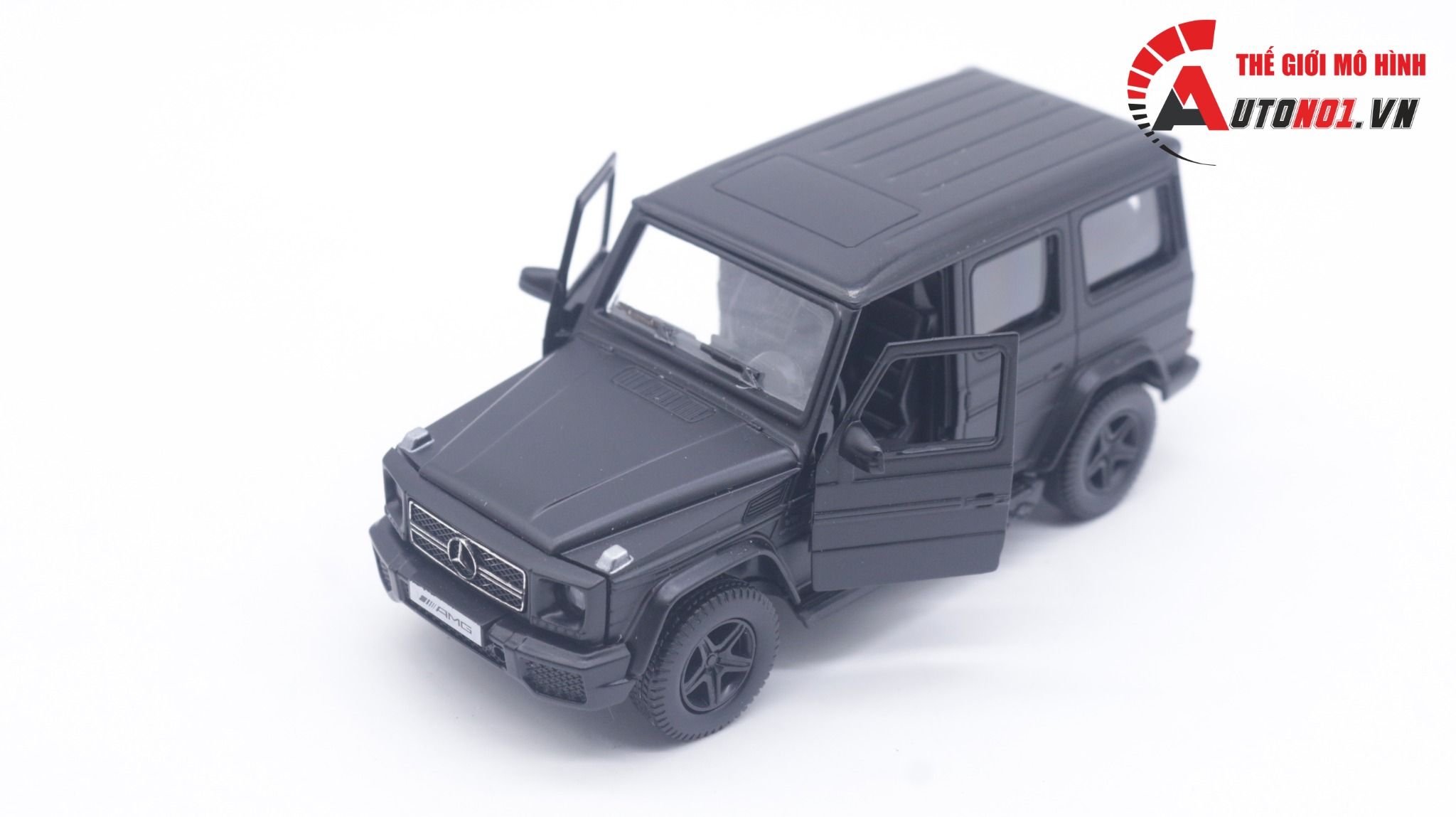  Mô hình Mercedes Benz G63 matt black tỉ lệ 1:36 Alloy OT159 