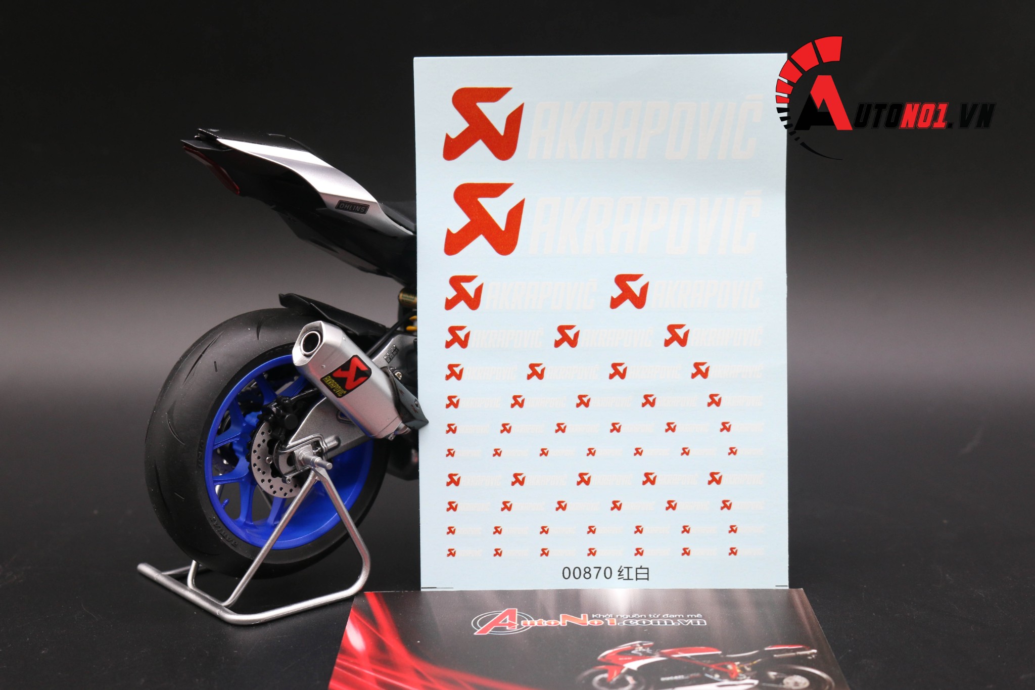 DECAL NƯỚC LOGO CHỮ AKRAPOVIC TRẮNG 00870