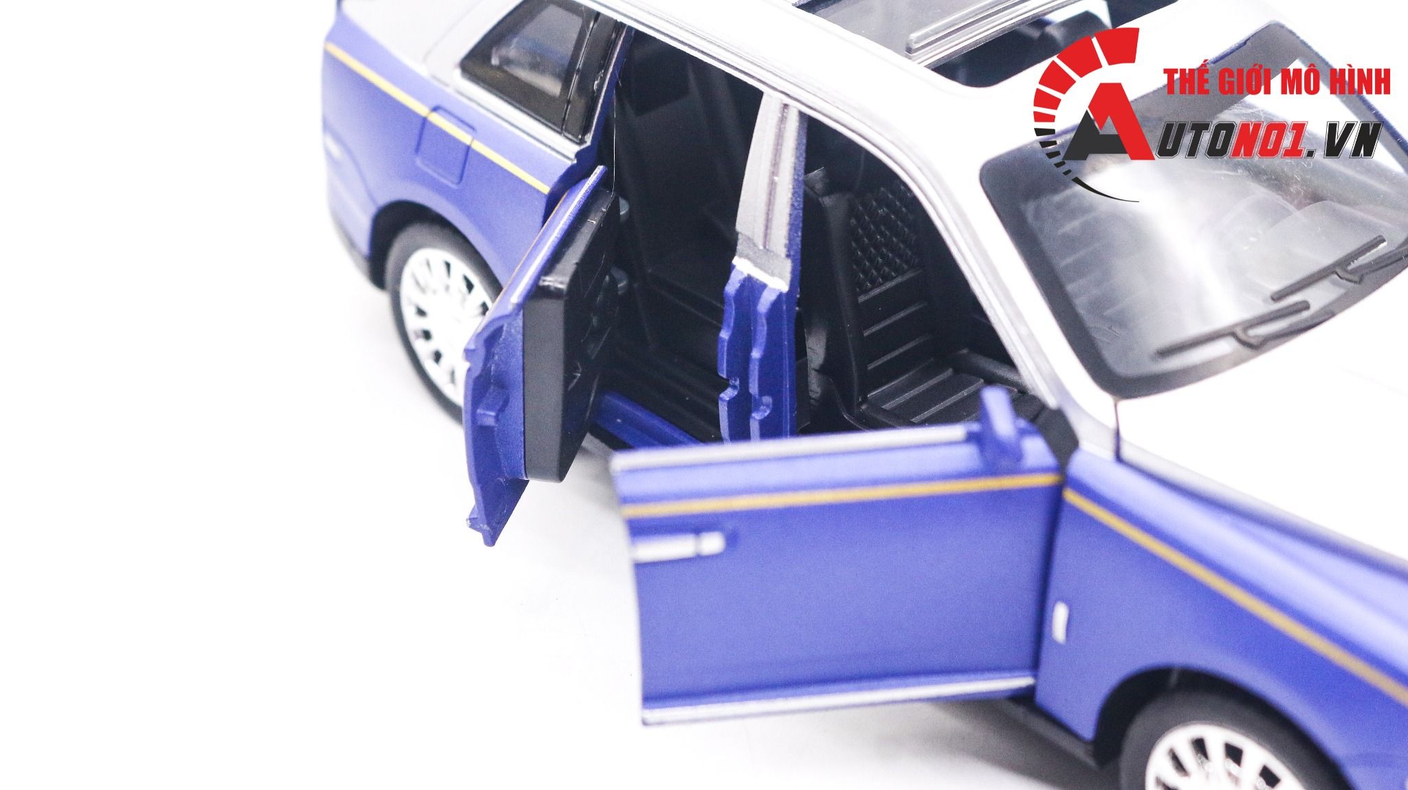  Mô hình xe Rolls Royce Cullinan tỉ lệ 1:32 Alloy Model 8121 