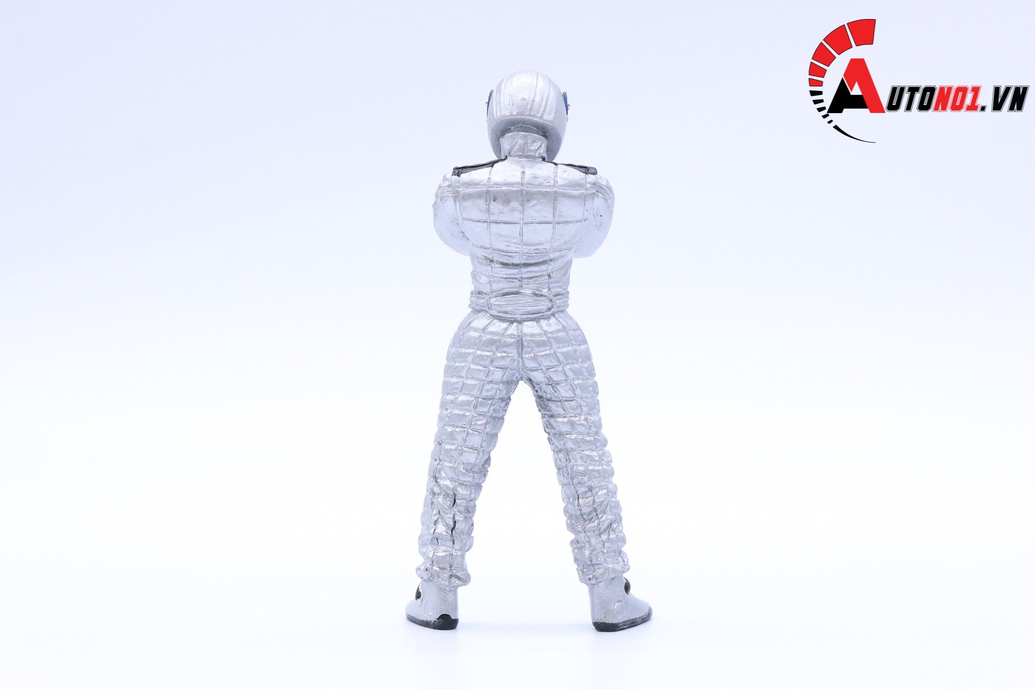  AUTONO1 STIG FIGURE SILVER 1:18 1132 