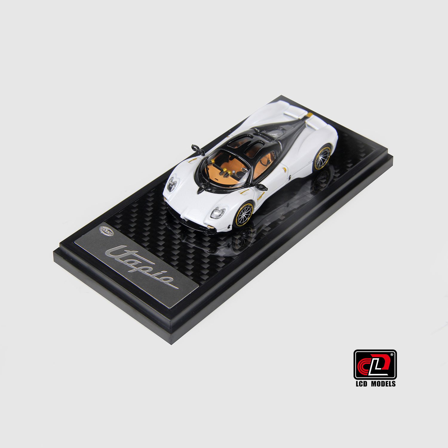  Mô hình xe Pagani Utopia Coupe tỉ lệ 1:64 LCD Models LCD64039 