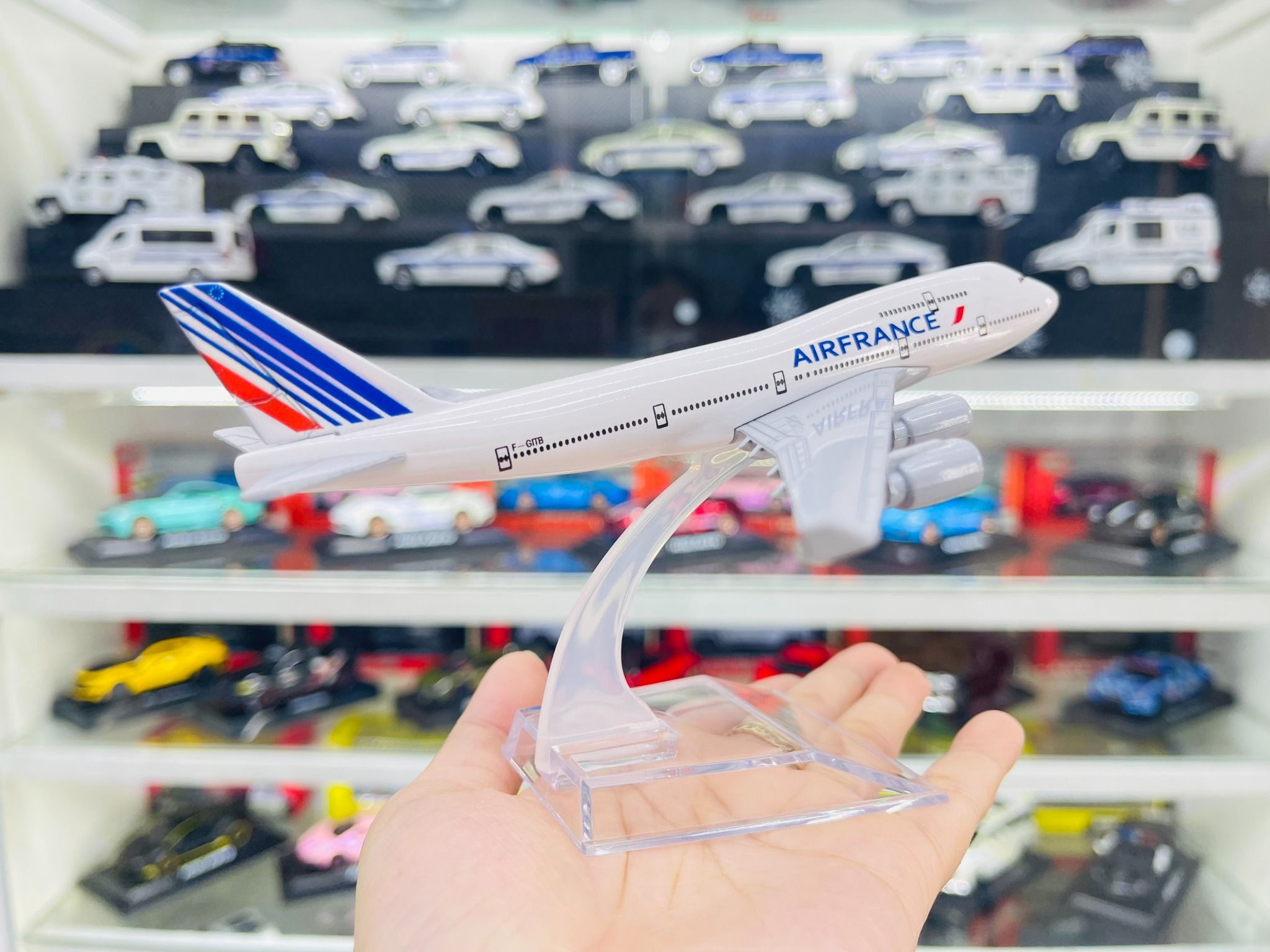  Mô hình máy bay Air France Boeing B747 16cm MB16008 