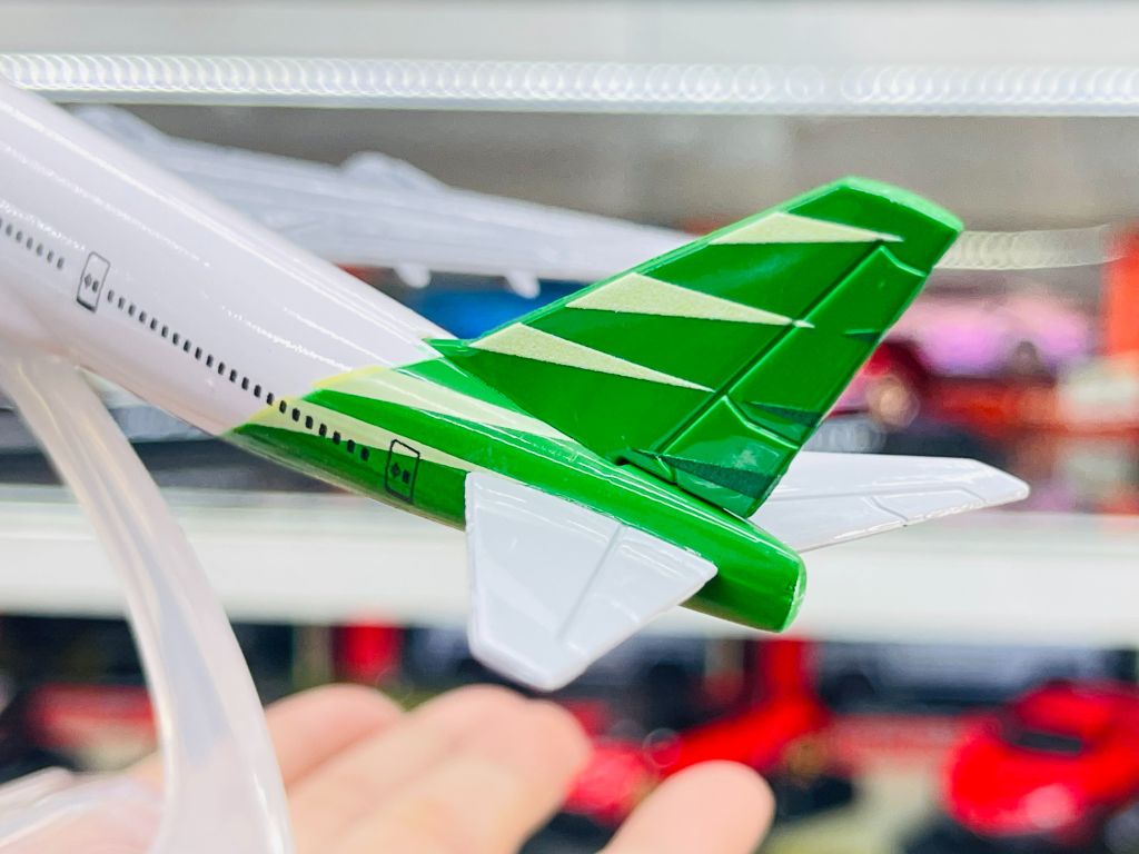 Mô hình máy bay Indonesia Citilink Airways Boeing B747 16cm MB16030