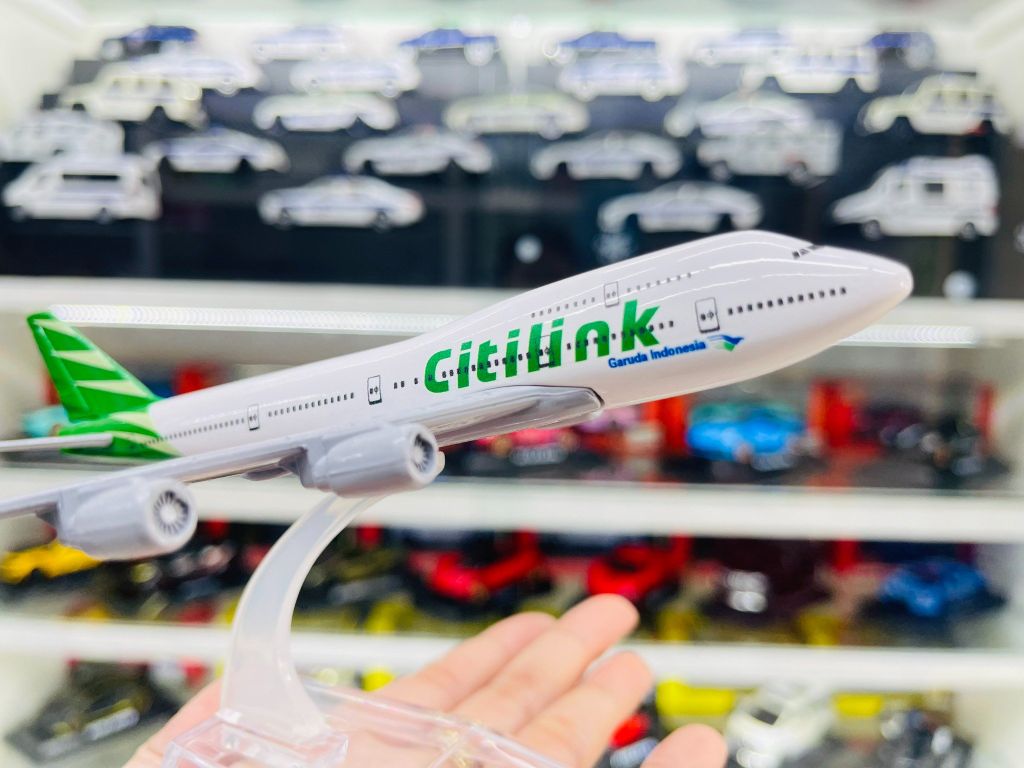 Mô hình máy bay Indonesia Citilink Airways Boeing B747 16cm MB16030