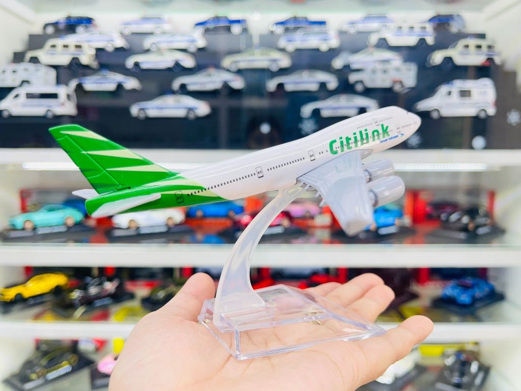 Mô hình máy bay Indonesia Citilink Airways Boeing B747 16cm MB16030