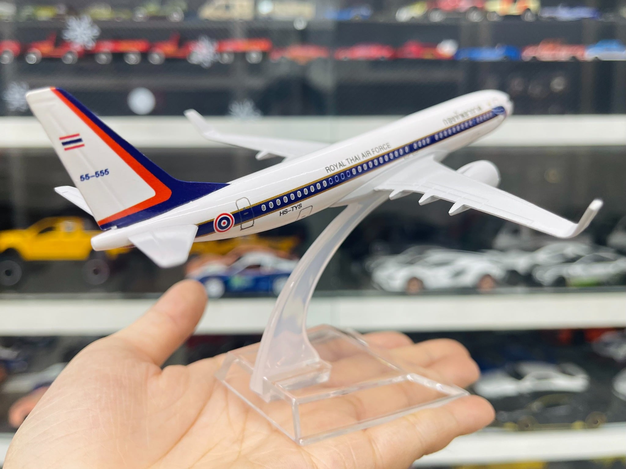 Mô hình máy bay Royal Thai Air Force Thủ tướng Thái Lan dòng B B737 16cm MB16046 