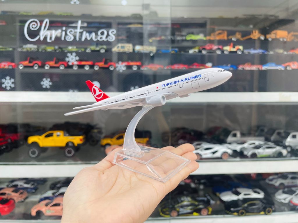 Mô hình máy bay Turkish Airlines Boeing B777-300ER 16cm MB16071