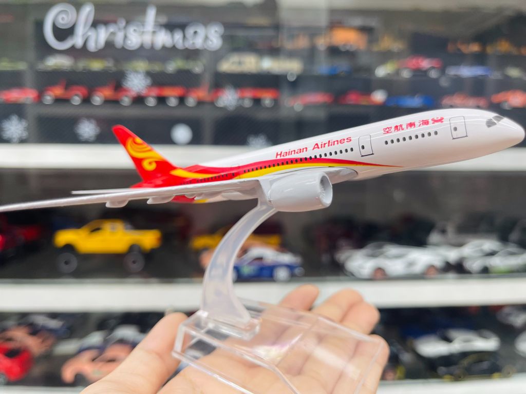 Mô hình máy bay Hainan Airlines Dreamliner Boeing B787 16cm MB16078
