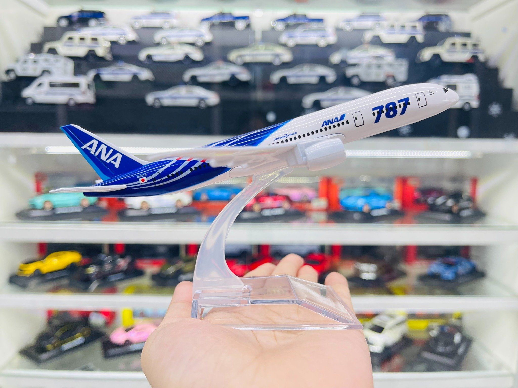  Mô hình máy bay Nhật Bản All Nippon Airways ANA Boeing B787 16cm MB16079 