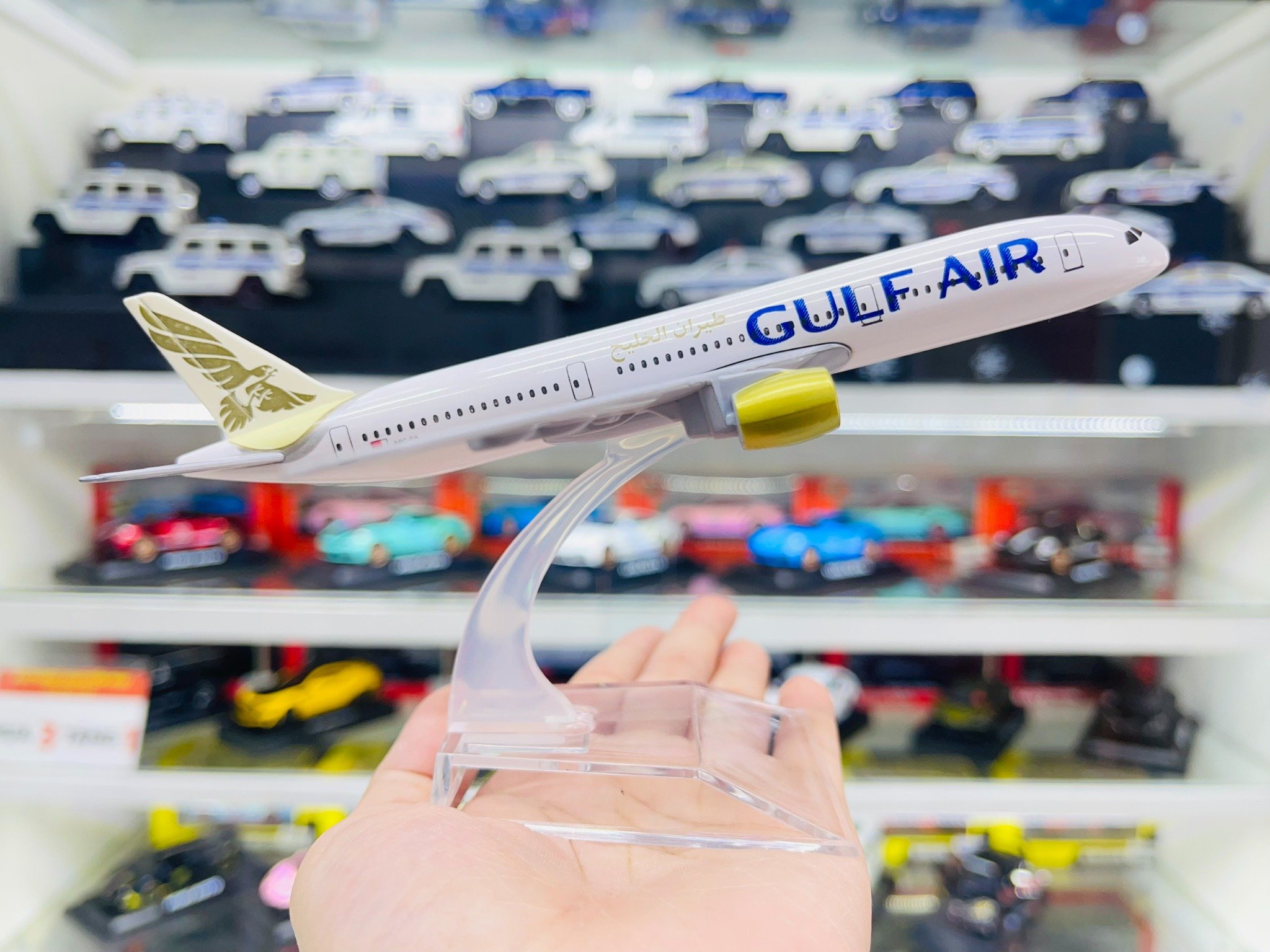  Mô hình máy bay Bahrain.Gulf Air Boeing B787-9 16cm MB16089 