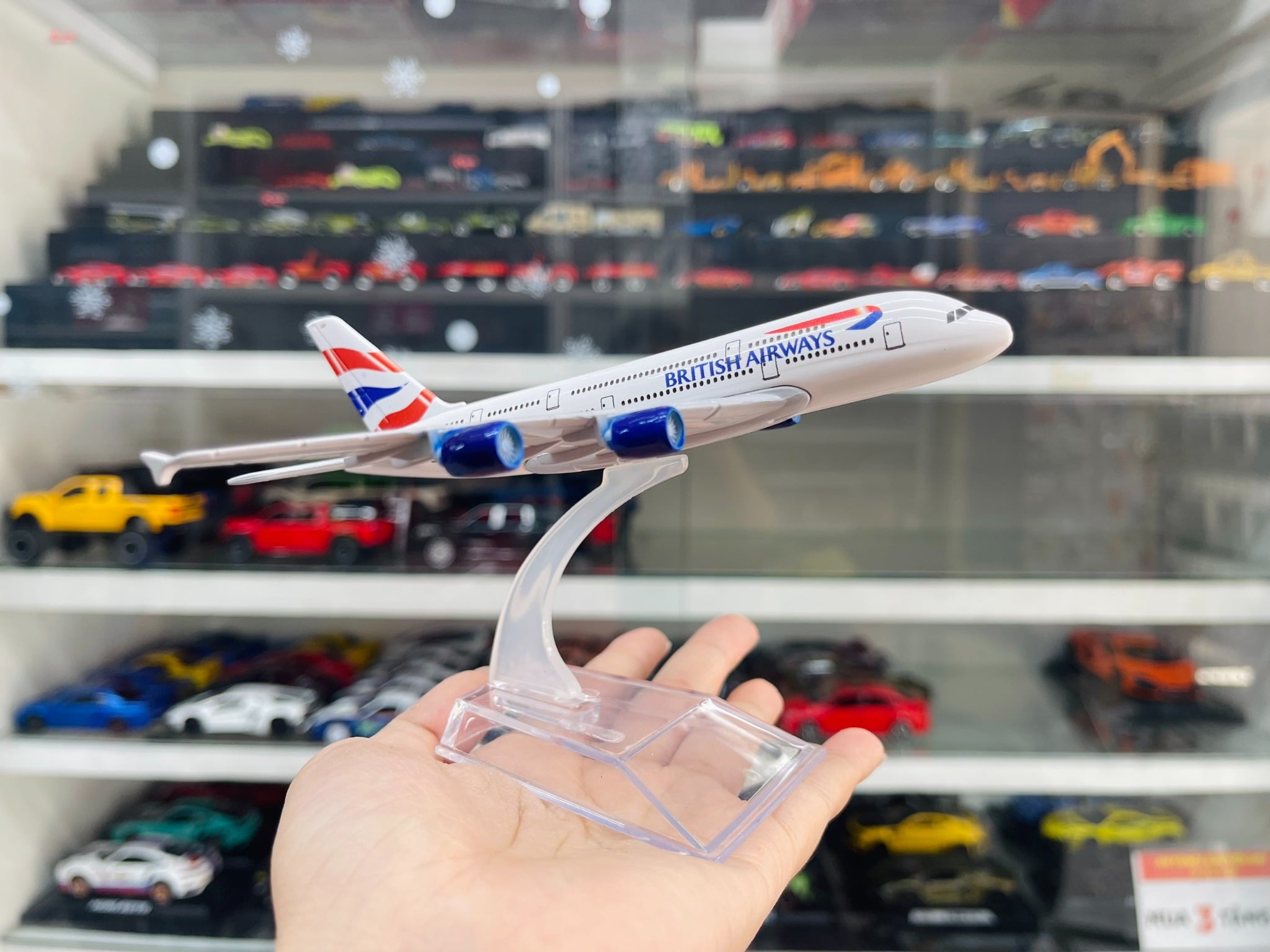  Mô hình máy bay British Airways dòng A A380 16cm MB16102 