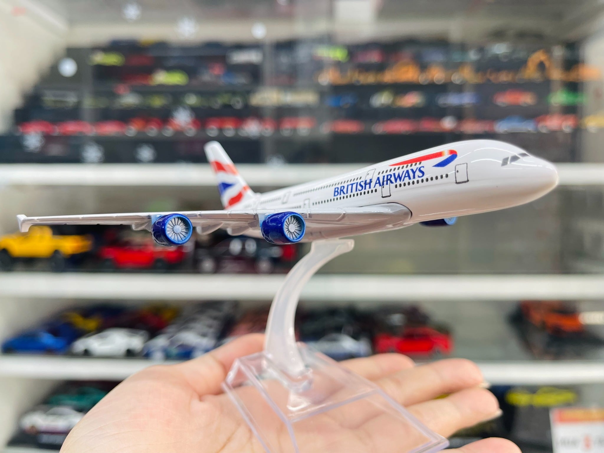 Mô hình máy bay British Airways Airbus A380 16cm MB16102 