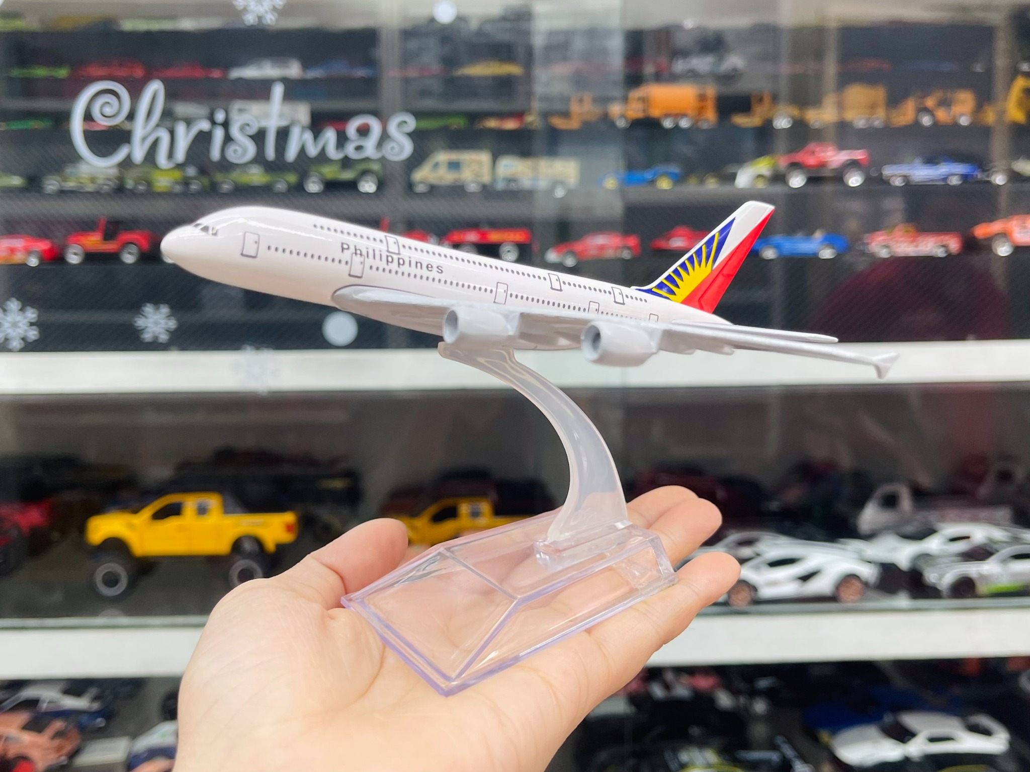  Mô hình máy bay Philippins Airlines Airbus A380 16cm MB16105 