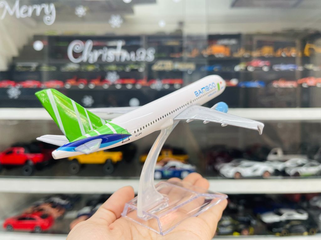 Mô hình máy bay Việt Nam Bamboo Airways Airbus A320 16cm MB16136