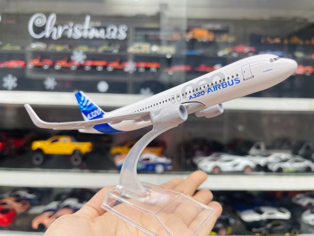 Mô hình máy bay USA Airbus A320 Neo 16cm MB16137