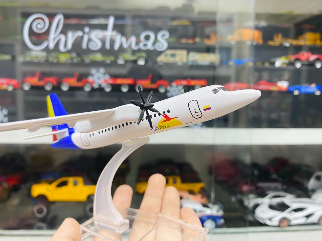 Mô hình máy bay cánh quạt ATR72-60 Columbia Avianca Satena FK50 16cm MB16155