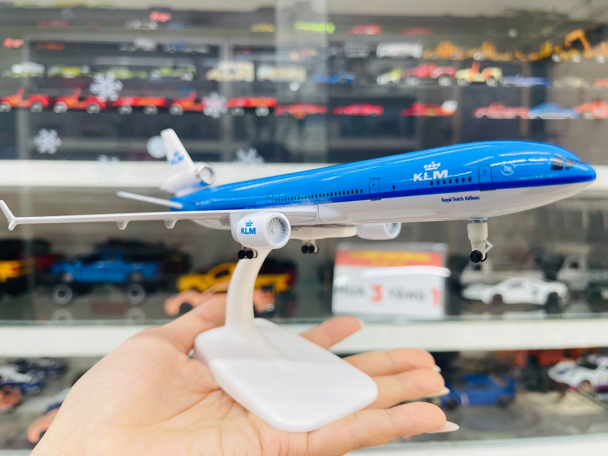  Mô hình máy bay KLM MD-11 PH-KCB 20cm MB20013 